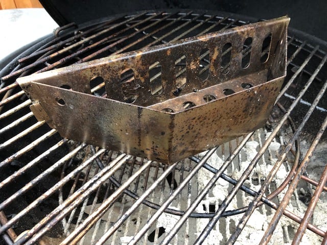 How to use Weber charcoal basket